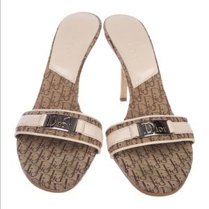 100% AUTH - CHRISTIAN DIOR Oblique Slide Sandals